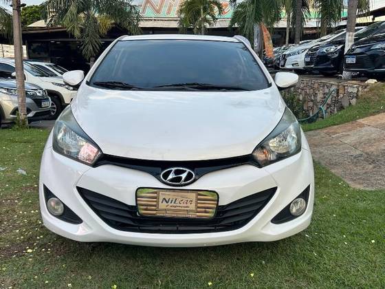 HYUNDAI HB20S 1.6 PREMIUM 16V FLEX 4P AUTOMÁTICO HYUNDAI HB20S 1.6 PREMIUM 16V FLEX 4P AUTOMÁTICO